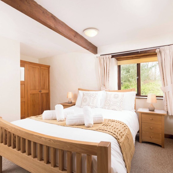 Upper Mill - Water Tower - 1 bed character @ The Home Away South