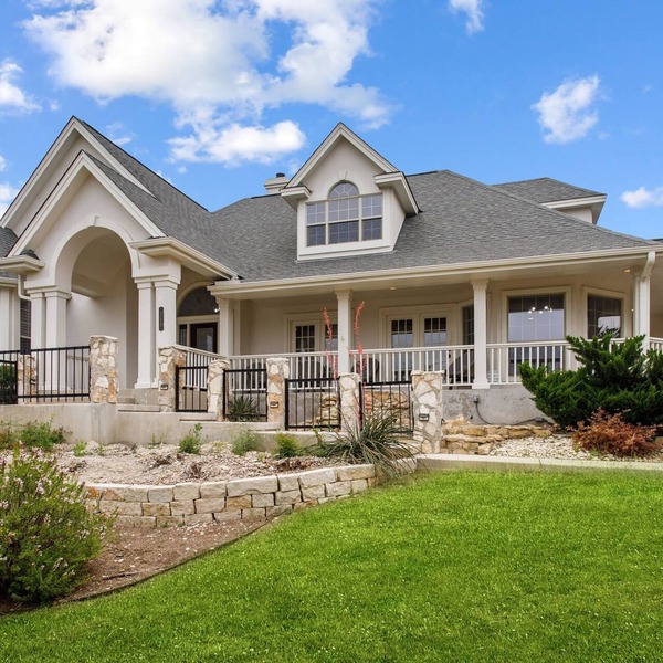 Upscale Comfort in Dripping Springs - The Goodnight House - Spacious 4/3 - Views