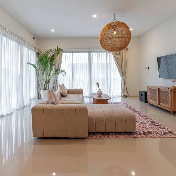 Upscale Quiet Canggu Villa TEAK