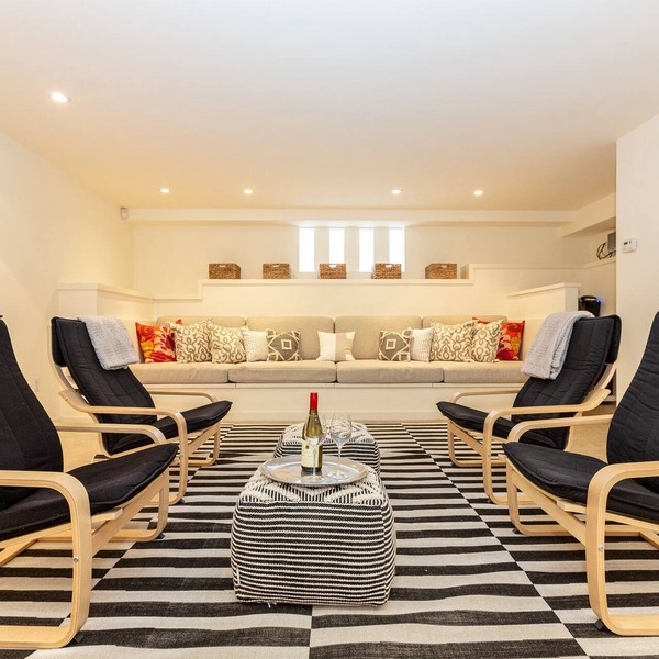 Urban Chic in Lower Pacific Heights