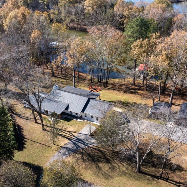 Urban Rustic Lakeside Retreat with Dock, Sleeps 20
