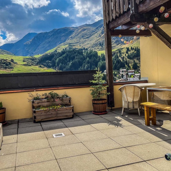 Vacation apartment with panoramic views of the Swiss mountains