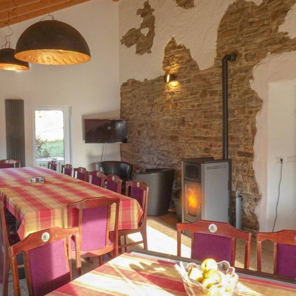 Vacation home Eifellandhaus (up to 21 persons) - South Eifel Family- u.