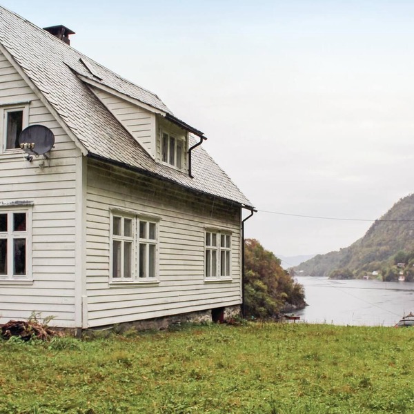 Vacation home with two separate living units.