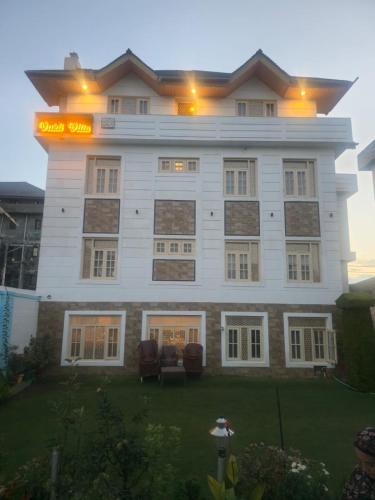 Vakil Villa