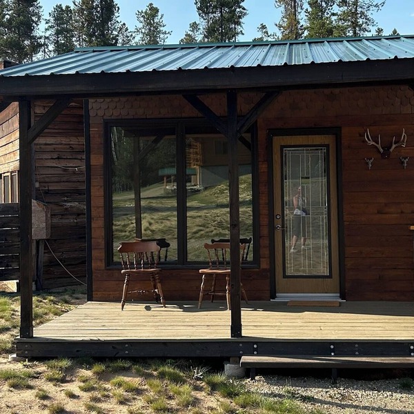 Valemount Mountain Bunkie