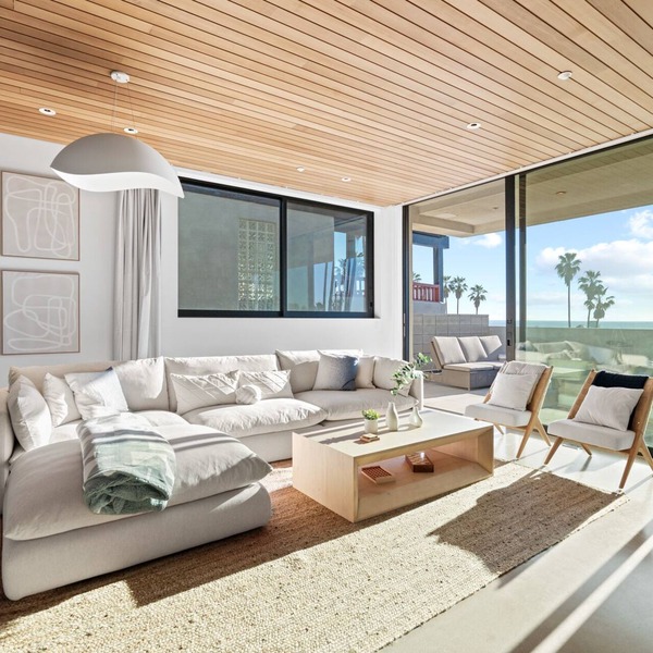 Venice Beach Oceanview Luxury Condo/Rooftop deck