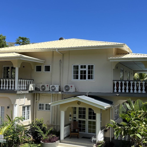 Versatile Villa, Swimming Pool, Treedeck, Hassle-free holiday, 8adults+kids free