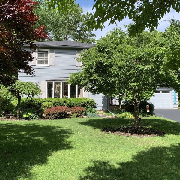 Very Comfortable Home near Oak Hill Country Club