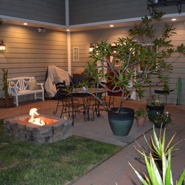 Very Large Quiet 1 Bed/1 Bath Private Apt.- Newer w/Many Amenities Near Beaches
