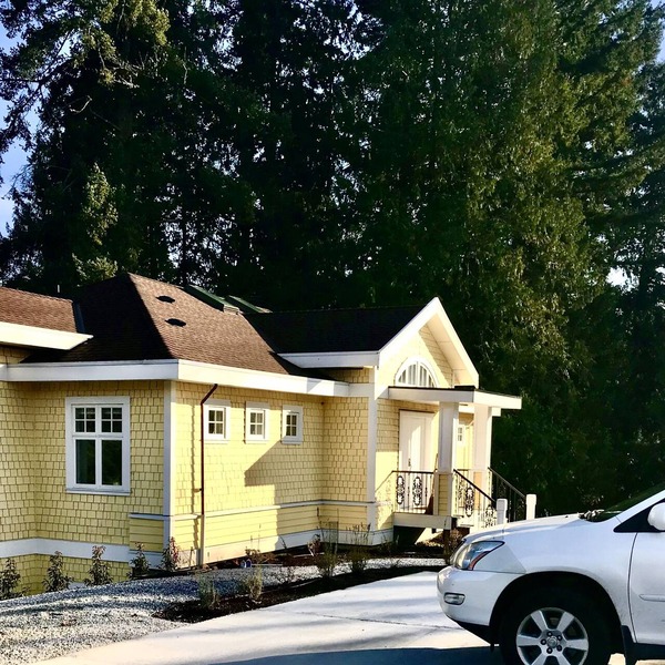 Very private home 40 acres, ocean and ancient forest, kayaking off private dock