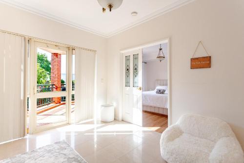 Vic Park Retreat