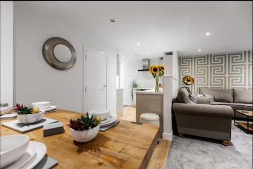 Victoria Home