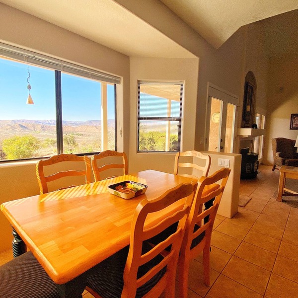 Views, views, views! Spacious home with Red Rock & Sunset Views. Near the river!