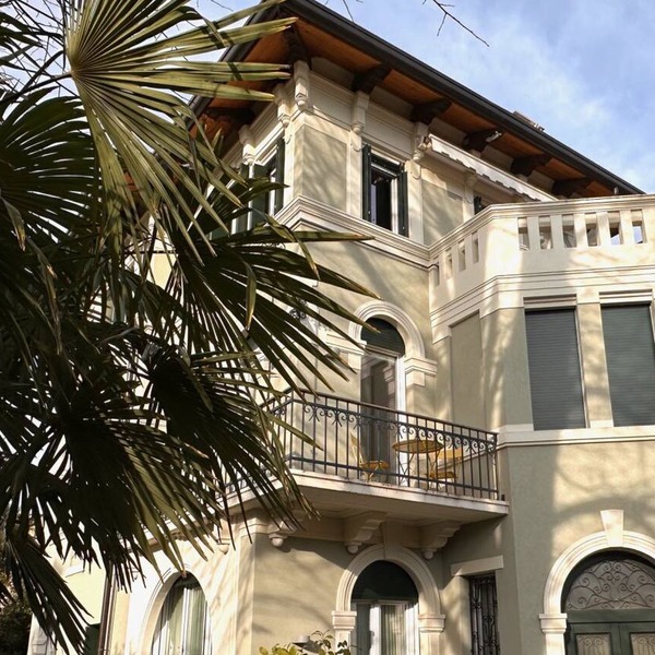 Villa Ada at the Lido