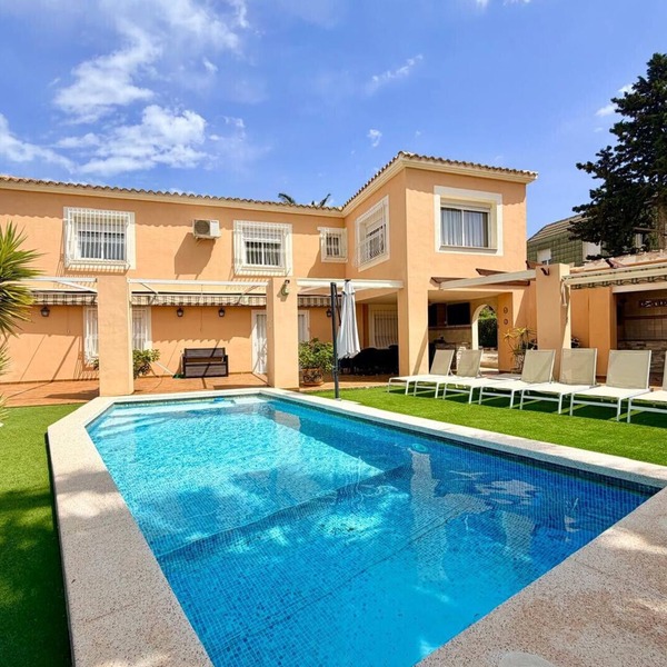 VILLA BENIDORM LEVANTE BEACH BLUELINE R002