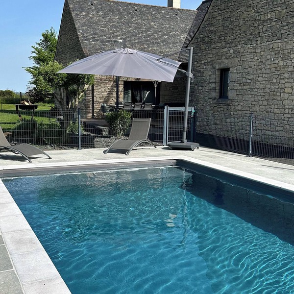 Villa between Corrèze and Dordogne! Beautiful heated pool.