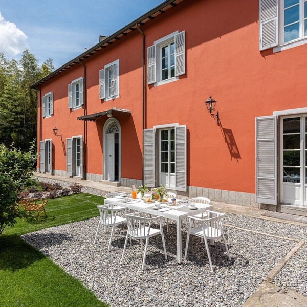 Villa 'Brecht' with Private Terrace, Wi-Fi and Air Conditioning