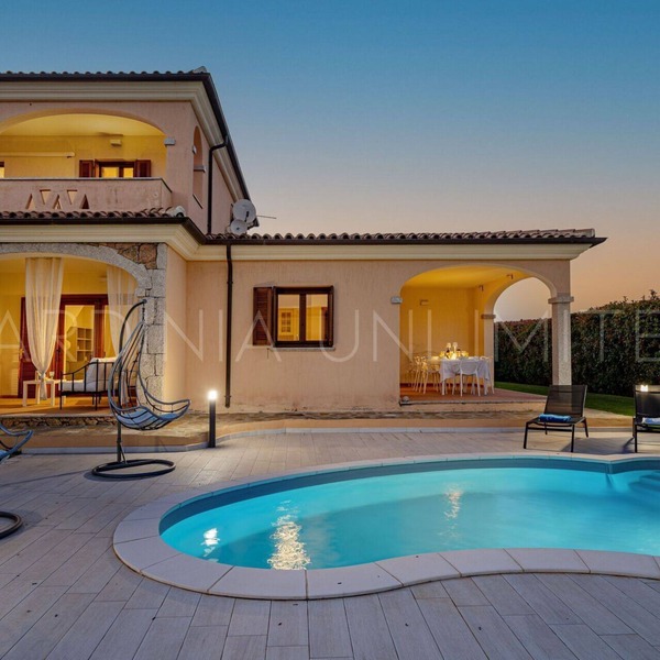 Villa Càrula: Private swimming pool near Lu Impostu