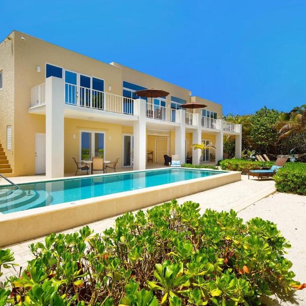 Villa Caymanas by Grand Cayman Villas & Condos
