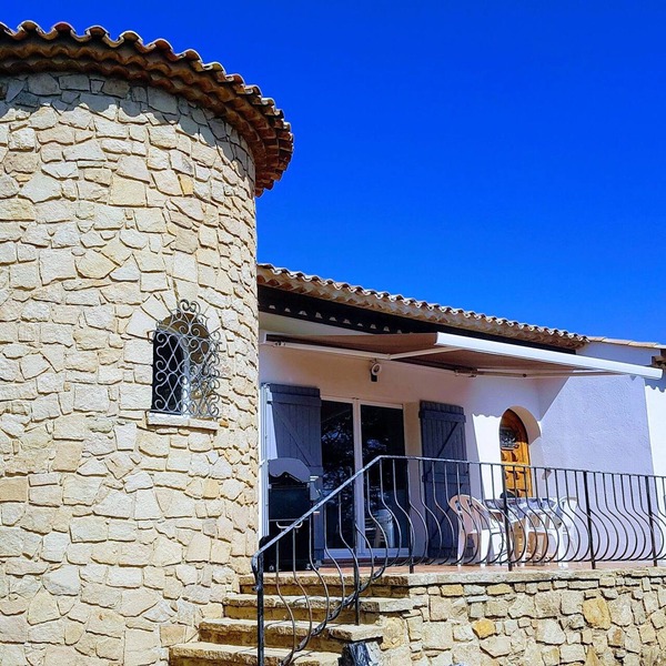 Villa completely renovated, quiet, sea view & Gulf of Saint Tropez