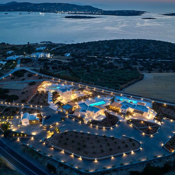 Villa Costa Pounda with 10 br and 3 private pools