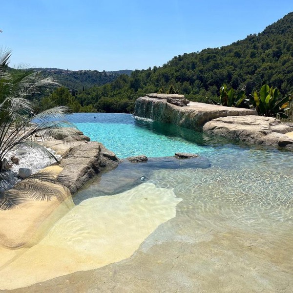Villa de 6 chambres avec vue sur la ville piscine privee et jardin clos a Bargemon