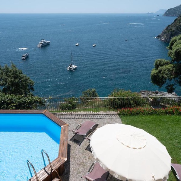 Villa di lusso con piscina tra Positano e Amalfi