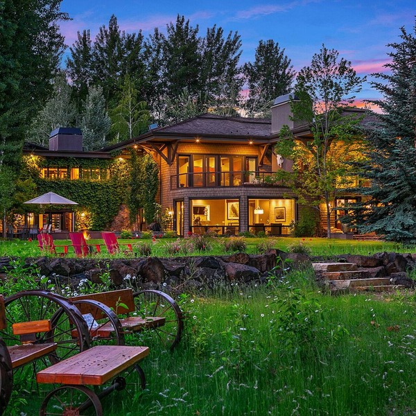 Villa Fleuve, luxury property in Sun Valley Idaho