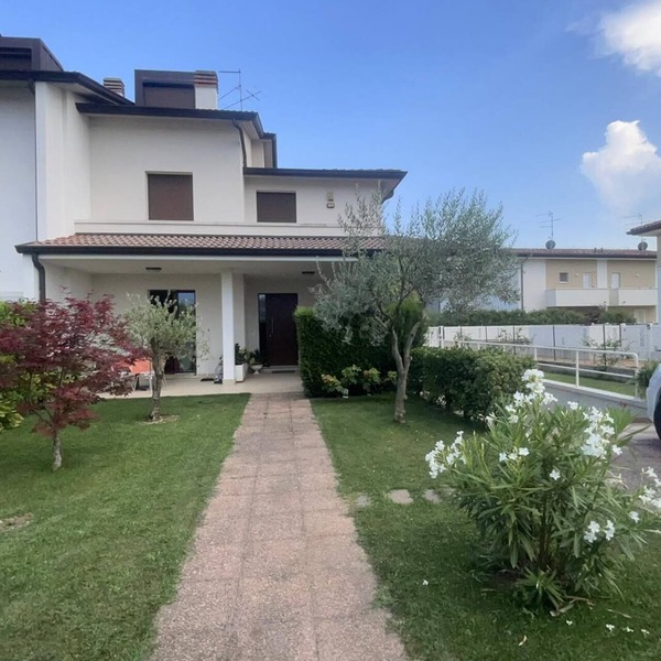 Villa Green Harmony - Ideal Solution to stay near Verona and Garda Lake