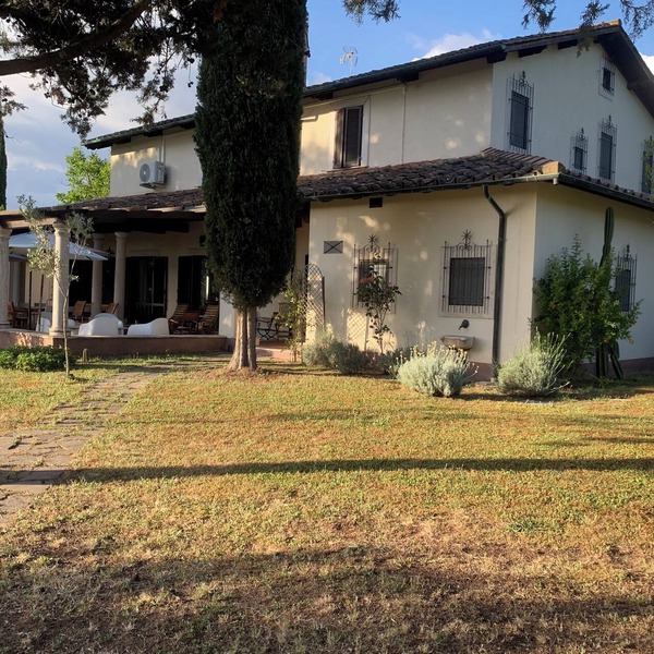 Villa il Turchetto, country house with swimming pool 2km from Terme di Saturnia