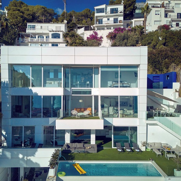 Villa in Sitges |Pool|Jacuzzi|BBQ|Views|AC|12P