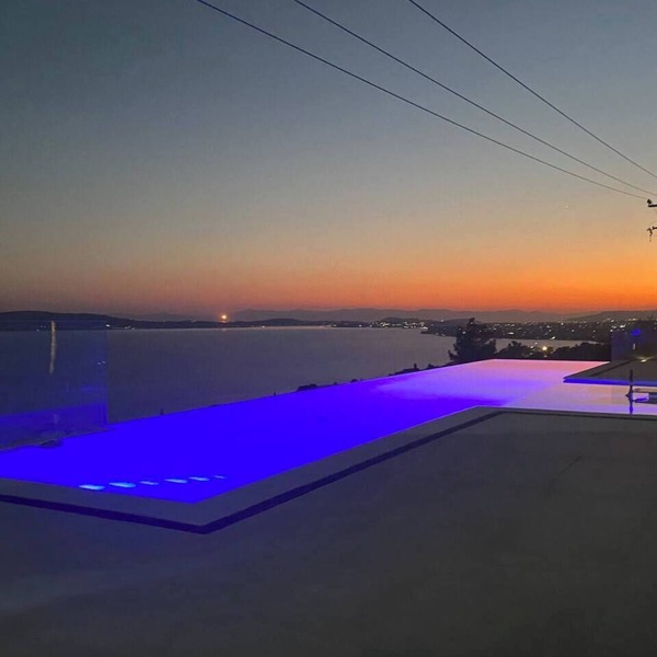 Villa Infinity