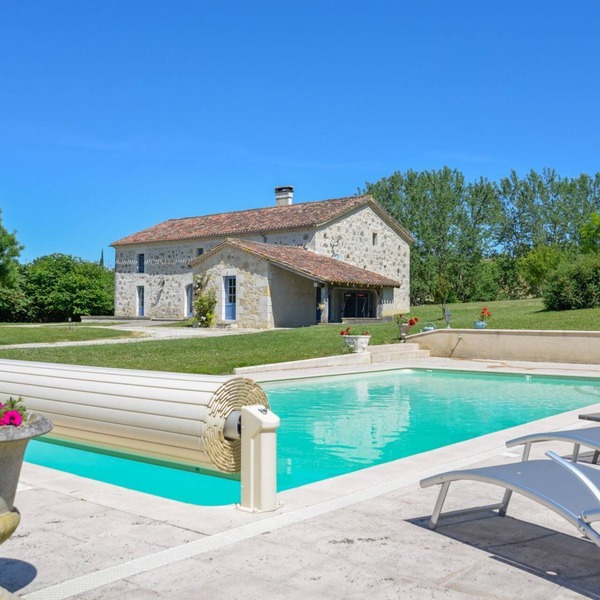 Villa Juno - Four Bedroom Villa, Sleeps 8