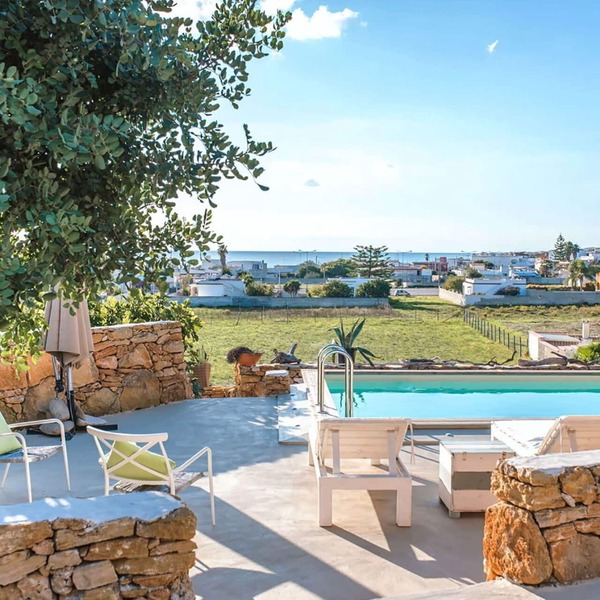 Villa La Rezza with pool, garden, and pacious terrace
