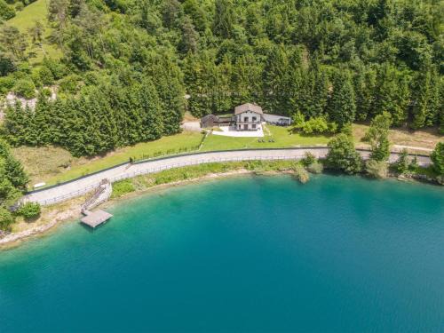 Villa Ledro with Private Dock - Sauna - Hot Tub