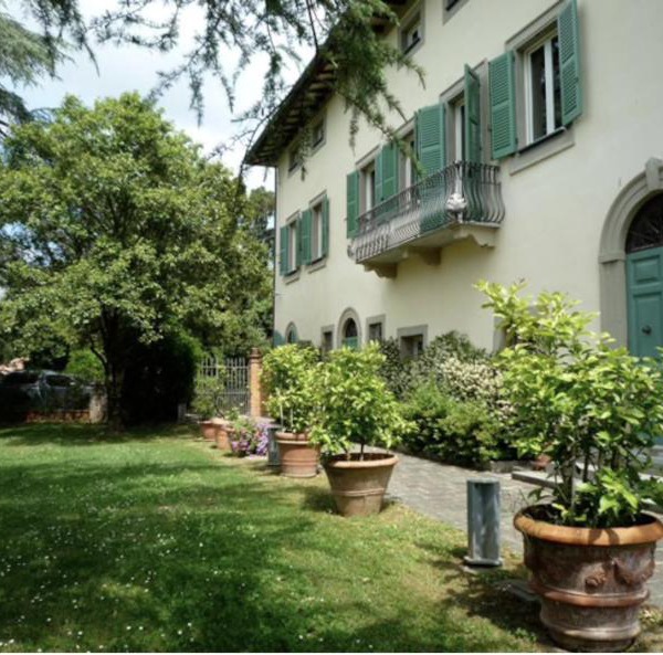 VILLA LUISA WITH BIG POOL AND AC