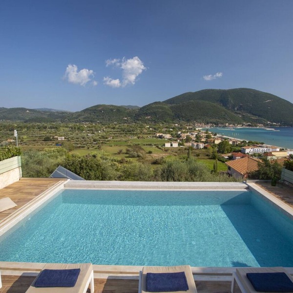 Villa Mare with Private Pool and Sea Views