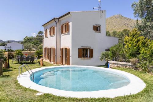Villa Maria