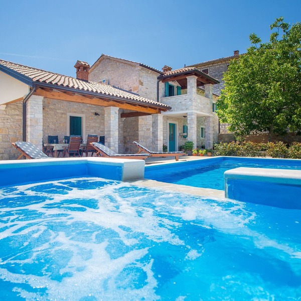 Villa Medvidici for your holiday in Istria