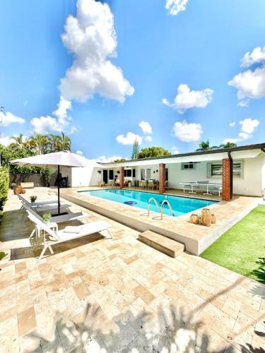 Villa Miami Oasis and Heated Pool