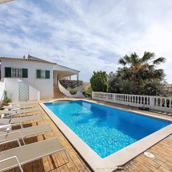 Villa 'Monte Lemos 35' with Sea View, Wi-Fi and Air Conditioning