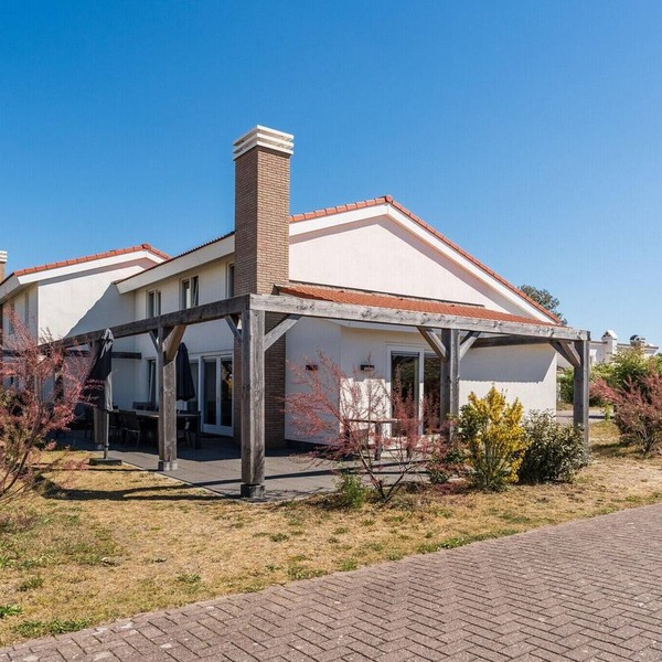Villa near Noordwijk Beach