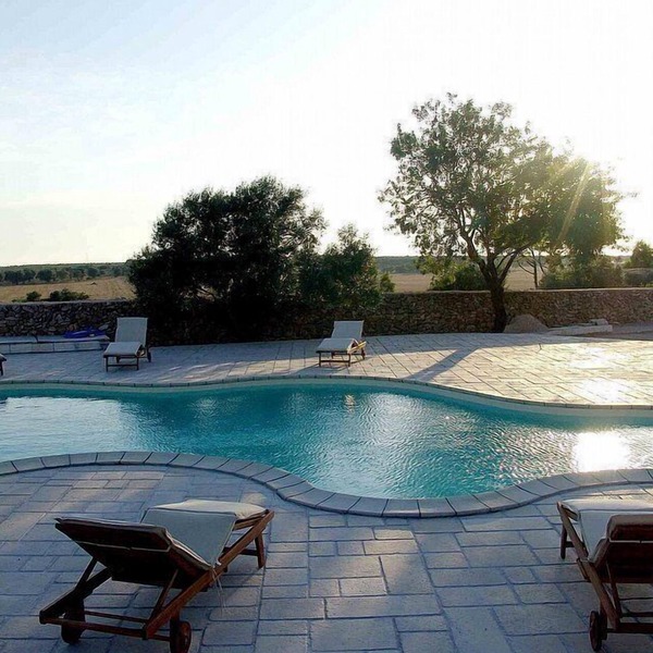Villa Neva: A splendid and luminous two-story historical villa built on a hillside, surrounded by meadows and woods, with Free WI-FI.