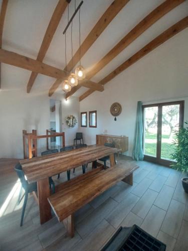 Villa Padulina au bord de la mer avec piscine