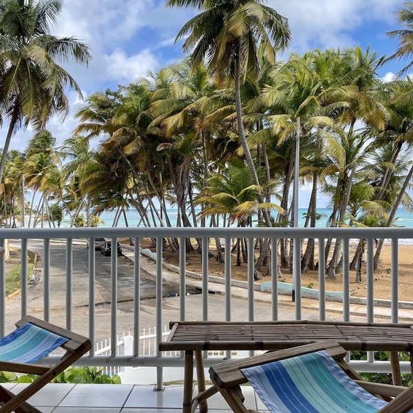 Villa Palmar 3 bedrooms in beautiful Playa Azul just a jump away to the beach!