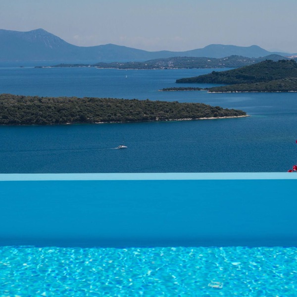 Villa Pasithea - breathtaking seaviews, infinity pool, privacy, close to beach