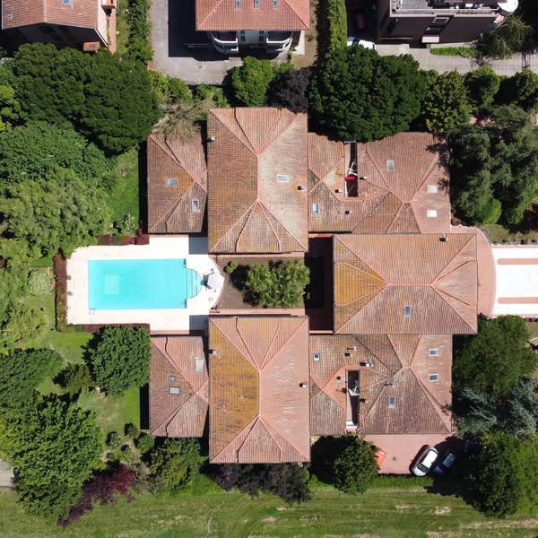 Villa Petrone | Luxury Four Seasons-Jacuzzi&Pool