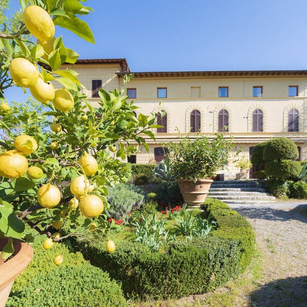 Villa Scacciapensieri Boutique Hotel