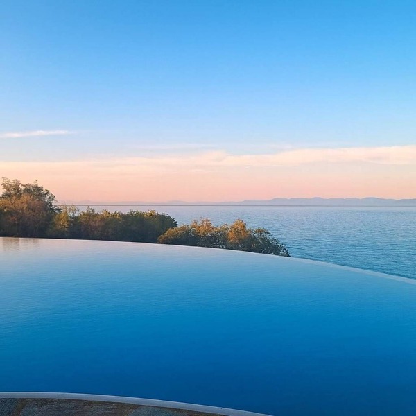 Villa Scorpio - Infinity Pool, Endless Blue Escape